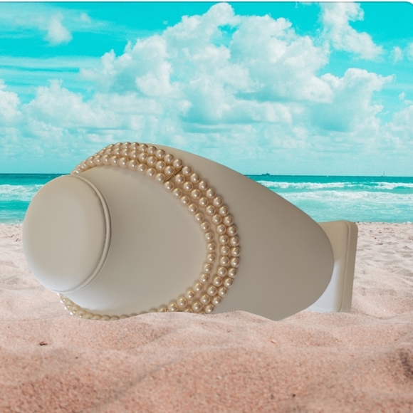 Triple Strand Signed RICHELIEU Cultured Pearl Vintage Necklace. - Picture 4 of 8